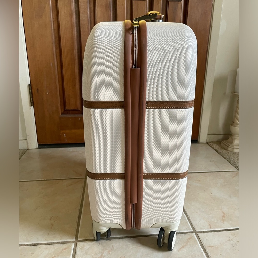 Delsey Paris Chatelet Air 19in Hardside Spinner Carry On Cream Angora White - Picture 5 of 11
